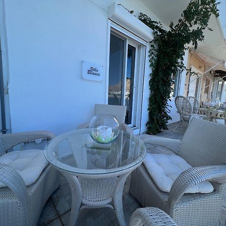 Villa Blanca Haraki Eksteriør billede