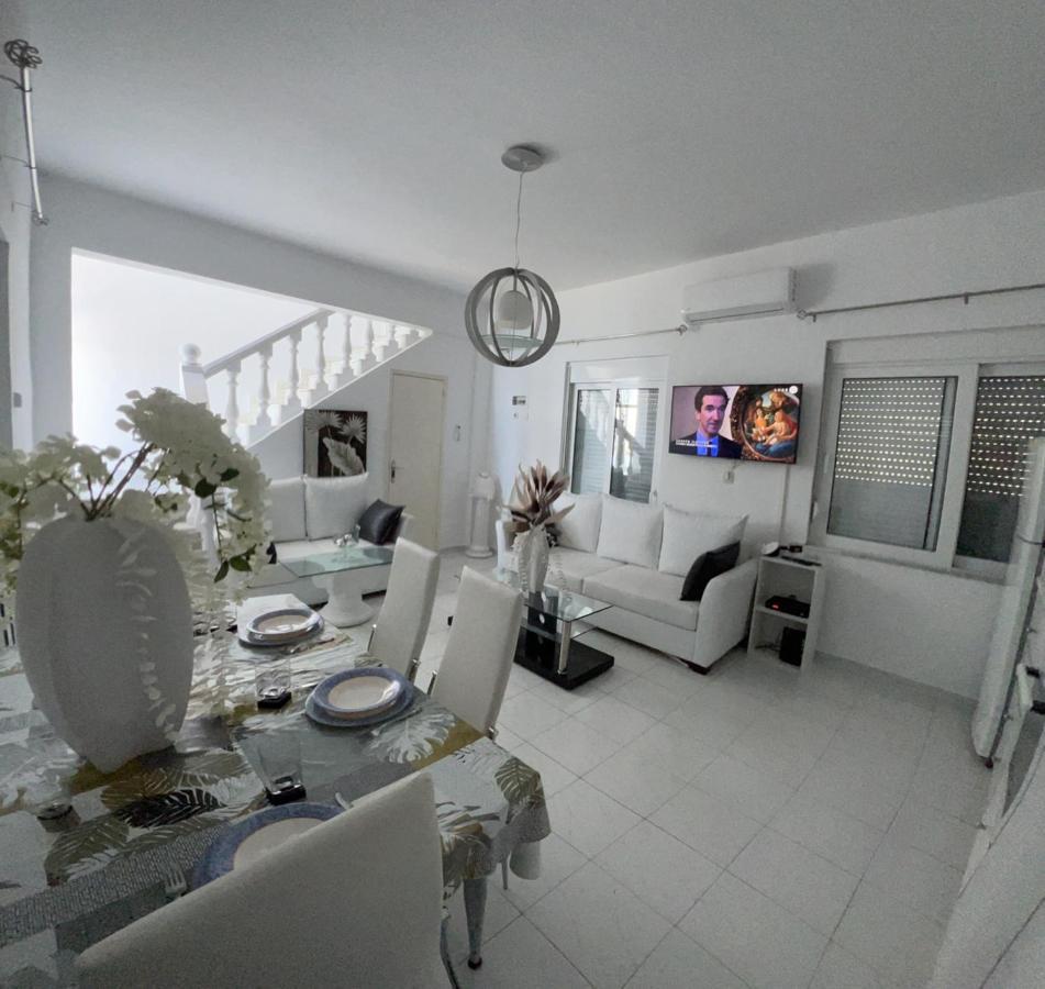 Villa Blanca Haraki Eksteriør billede