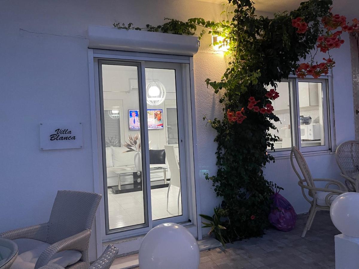 Villa Blanca Haraki Eksteriør billede