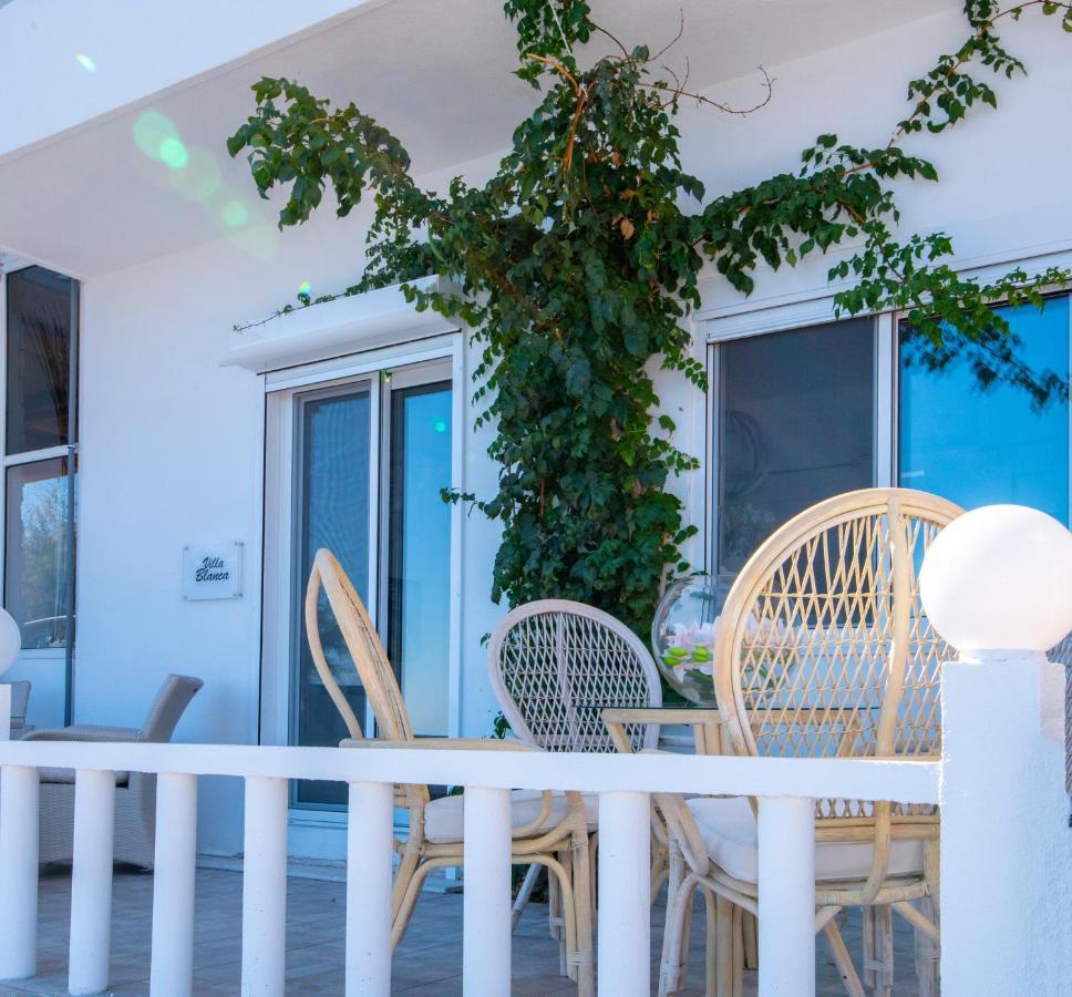 Villa Blanca Haraki Eksteriør billede
