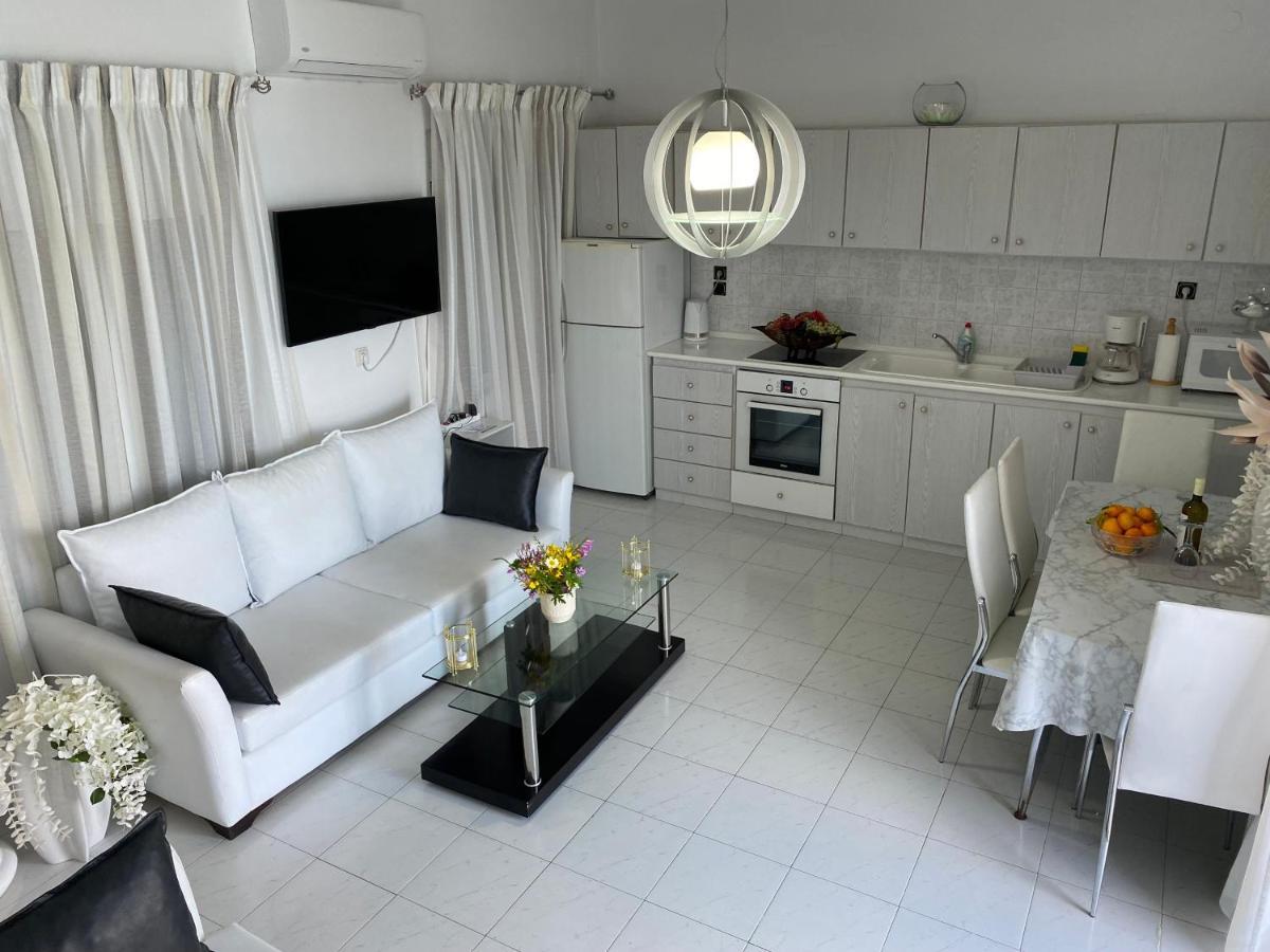 Villa Blanca Haraki Eksteriør billede
